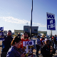Штрајк радника у ауто-индустрији, блокиране три фабрике у Детроиту