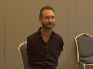 Ник Вујичић: Вреди борити се за будуће генерације 