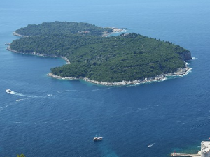 Више кајака преврнуло се код Локрума, нестале две особе