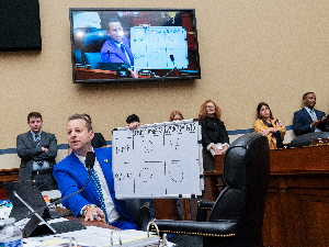 Републиканци покренули први претрес у истрази о Бајденовом опозиву