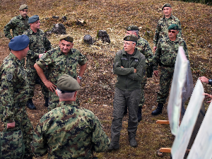 Генерал Мојсиловић обишао део јединица Војске Србије у Копненој зони безбедности