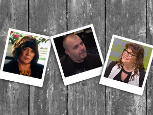 Глумци певају