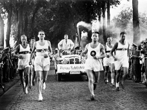 Жоан Шапуто: Од камена до меса – естетика  и еугеника аријевског тела (1)