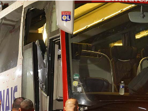 Полиција ухапсила девет особа због напада на аутобус са фудбалерима Лиона