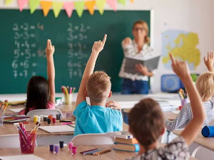 Да ли треба скратити школску недељу?