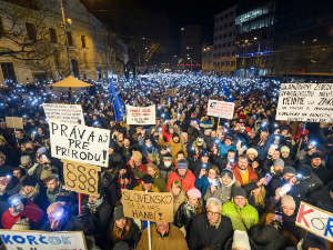 Словачка, протести широм земље због плана о затварању специјалног тужилаштва