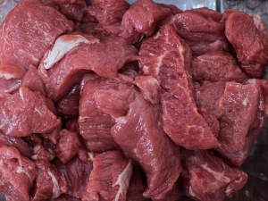 Врање, у комбију превозио више од 700 килограма јунећег меса без документације