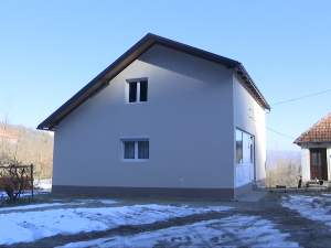 Ужичка предузетница обновила кућу свом раднику 