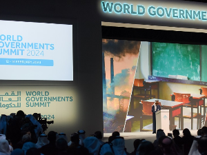 Светски самит влада у Дубаију – Брнабићева поред Карлсона присуствовала отварању