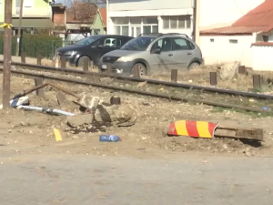 Судар воза и два аутомобила код Смедерева, четири особе повређене