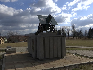 Рака Љутовац - Трстеничанин који је у Великом рату први оборио непријатељски авион