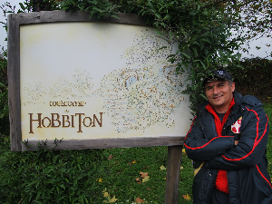 Пут без путовања: Игор Гачић – од фудбала до књига, од хобитског села до музике и групе Ортодокс Келтс (Orthodox Celts)