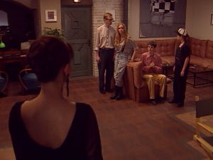 Отворена врата, 33-34