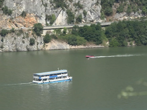 Дунавом нам ка Црном мору отичу милиони евра