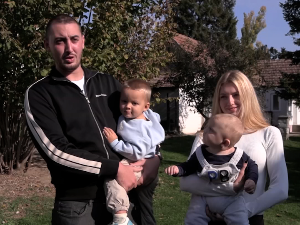 Како живи канадска породица у Срему