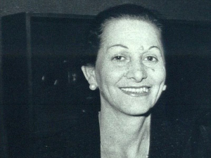 Док је света и века - Ксенија Цицварић