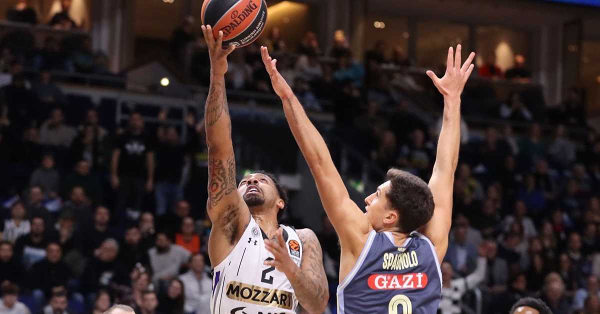 Партизан дозволио драму у Берлину, Карлик Џонс донео победу црно-белима