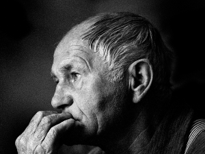 Бохумил Храбал: Превише бучна самоћа (2)