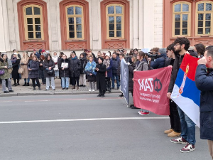 Студенти настављају блокаде, у више градова протести "Застани Србијо"