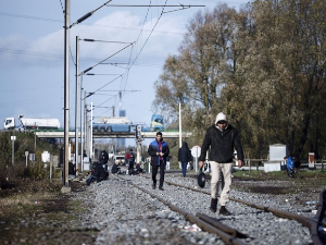 Петоро убијених у избегличком кампу у Француској, нападач се предао