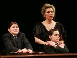 ТВ театар – Сумрак богова