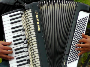 1001 Траг - Обреновачко коло