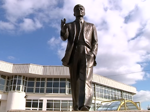 Како у Прокупљу памте Зорана Ђинђића