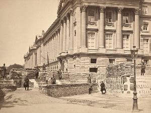 Кристин Рос: Комунални луксуз – Политички имагинаријум Париске комуне (4)