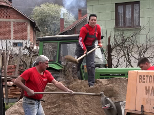 Јелена Јанковић: Једина жена дунђер на југу Србије