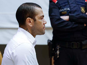 Дани Алвес на условној слободи уз кауцију од милион евра