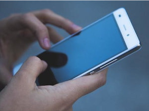 Летња башта 202: Фабинг, гоустинг и друге комуникацијске бољке