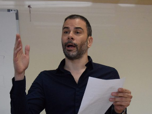  Бојан Ковачевић: Живот и форма на европској позорници политичког (1)