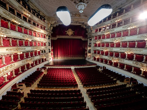 Јеленa Новак: Певање у доба капиталистичког реализма (2)