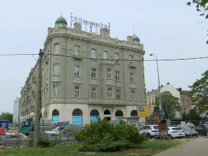 Хотел Бристол поново блиста – рестаурирана фасада најављује завршетак реновирања 