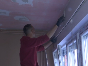 Колико кошта пролећно кречење и како наћи молера?