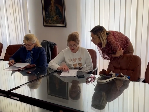 Домаћини на Руднику уче енглески