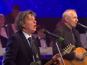 Уживо - Легенде