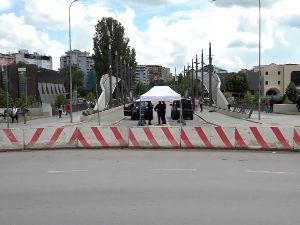 Угљанин: О отварању моста у Митровици одлучују више инстанце