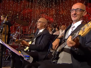 Народни оркестри и ансамбли РТС