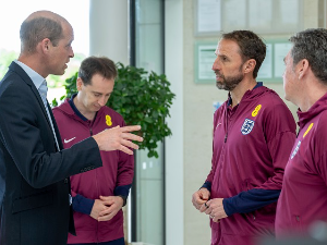 Принц Вилијам посетио фудбалере Енглеске пред пут на Европско првенство