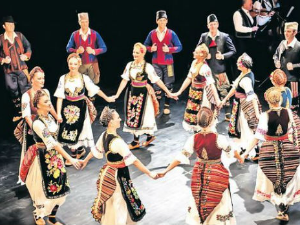 Народна кола из Шумадије