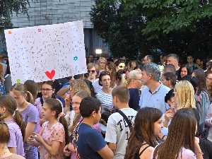 Одређен притвор до 48 сати мајци због сумње да је претукла наставницу у школи на Новом Београду
