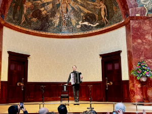 Век хармонике – Концерт Рајана Корбета