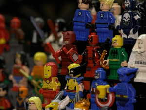 Нови свет лего фигурица браће из Новог Сада