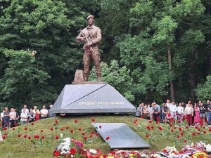 Пљевља, откривен споменик потпоручнику Леовцу - хероју са Кошара