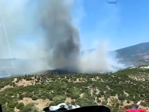 Шумски пожар у близини турског летовалишта Анталија