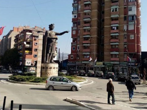 Узнемиравање новинарке Ане Марије Ивковић у северном делу Косовске Митровице