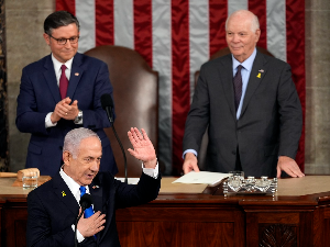 Нетанјаху говори у Конгресу САД, део демократа бојкотује; хиљаде демонстраната испред Капитол хила