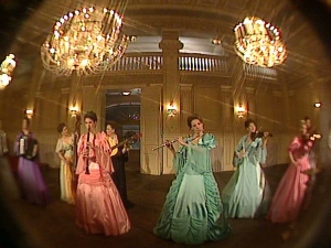 Лети, лети песмо моја мила 