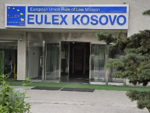 Еулекс и Кфор одржали у Косовској Митровици заједничку вежбу контроле нереда